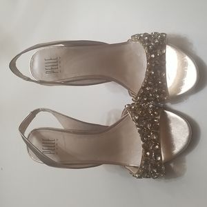pelle moda gold jewel heels size 8.5